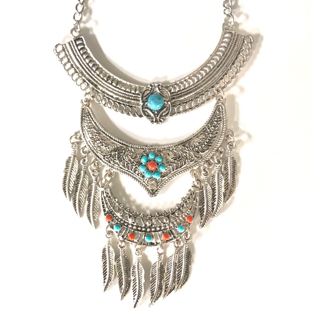 Adjustable Statement Choker